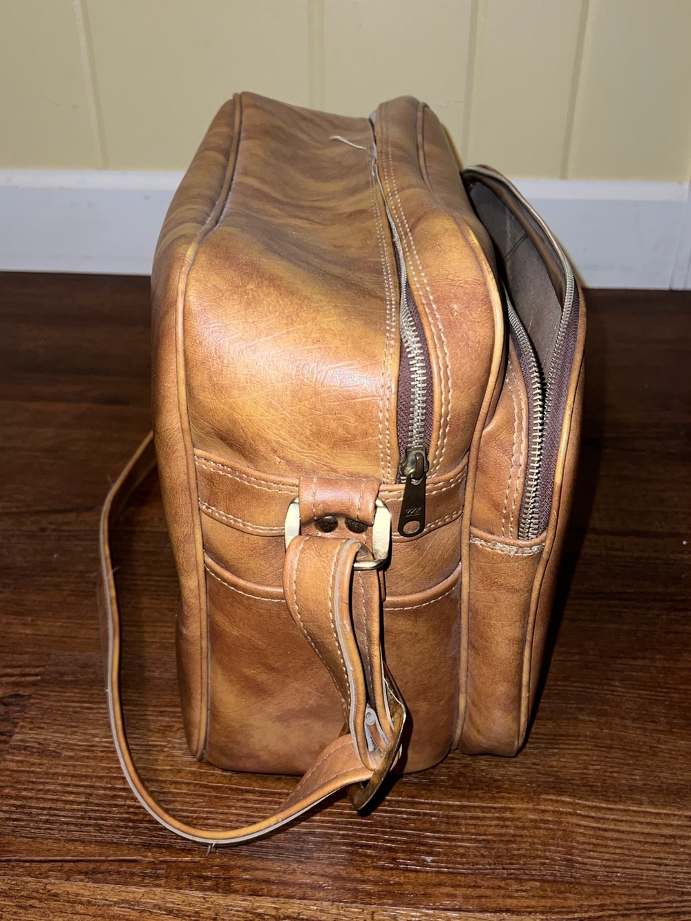 Vintage Brown Leather Travel Bag Retro Suitcase Shoulder Strap Carry On - Picture 3 of 11